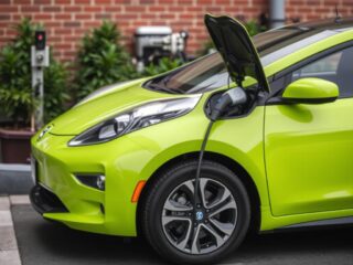 Elektromos autók karbantartása: Mivel kell számolni a mindennapokban?